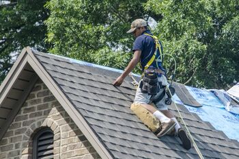 Shingle Roofing in Rosewood, California